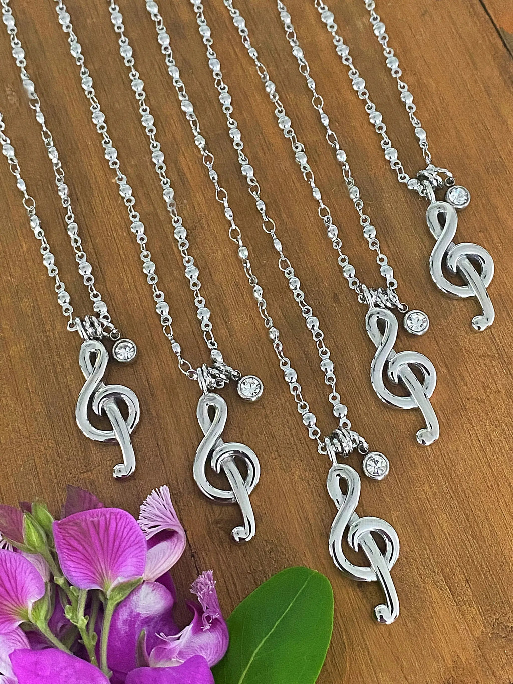 MUSICAL NOTE NECKLACE