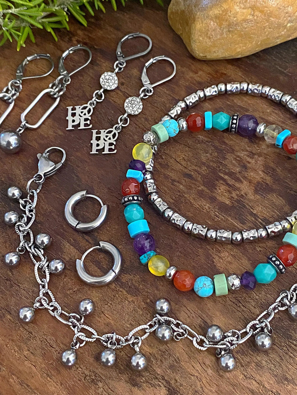 HUGGIE HOOP EARRINGS