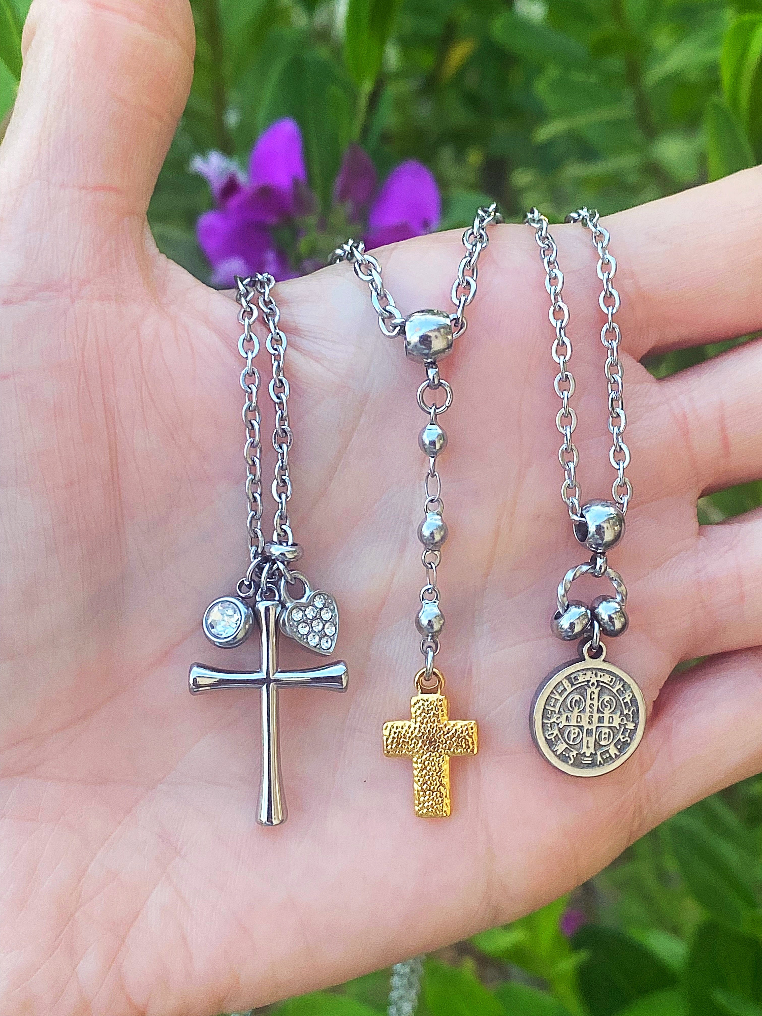 CROSS LARIAT CHOKER