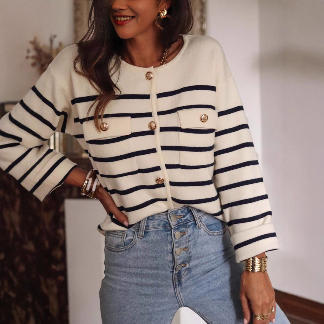 Sweater Autumn Winter Black White Striped Button Knitted Cardigan Casual Long Sleeved Sweater for Women
