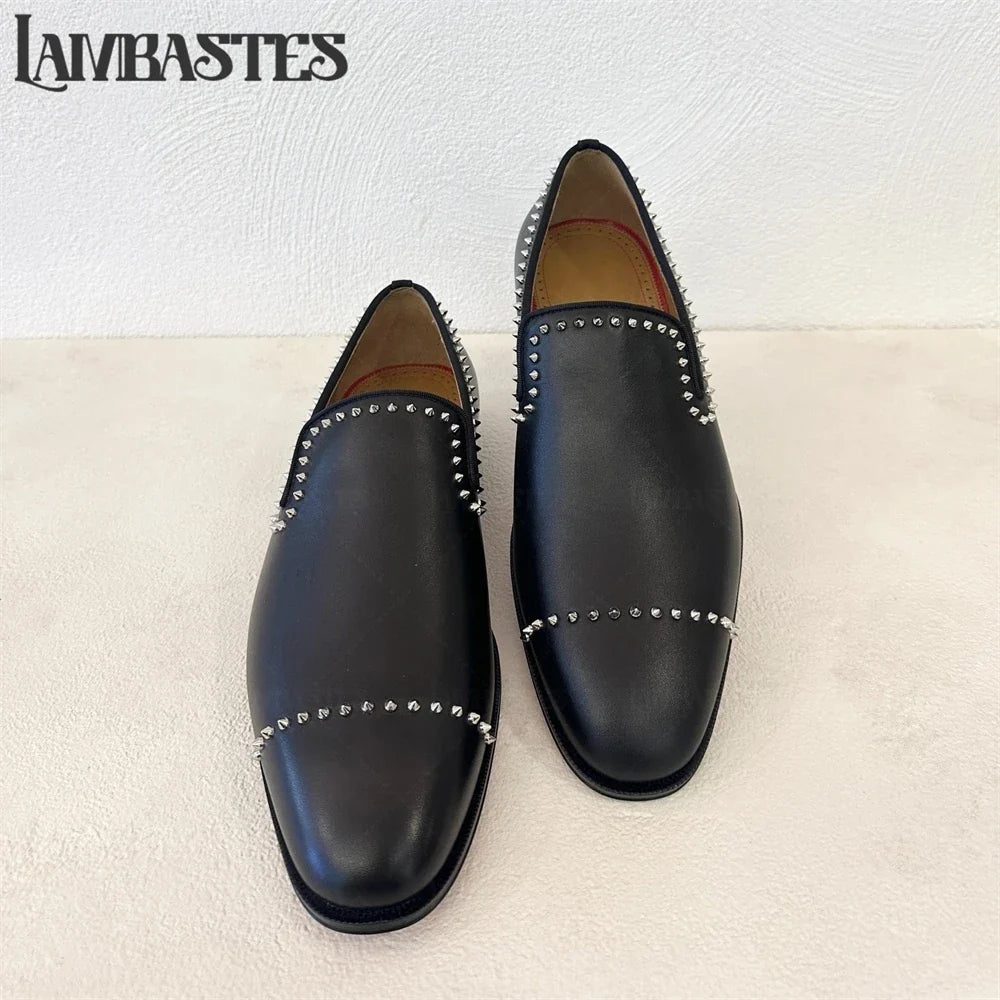 Trimmed Studded Leather Mens Loafers Metal Rivet Slip on Shoes Polished PU Leather Men's Formal Dress Shoes Customizable Colors