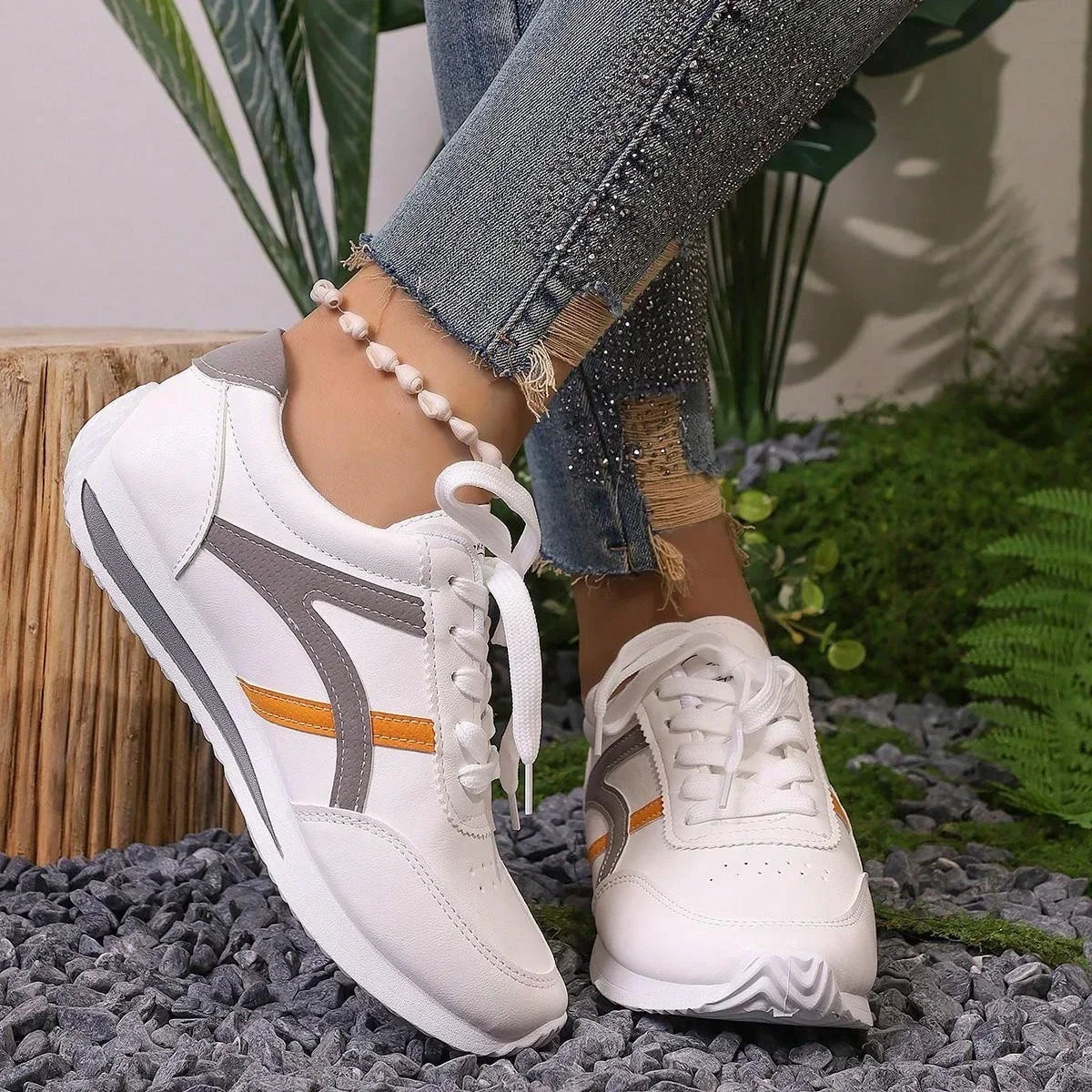 Sneakers Women New Sports Shoes Women's Small White Shoes Fashion Comfort Sneakers All-match Lightweight Casual Running Shoes