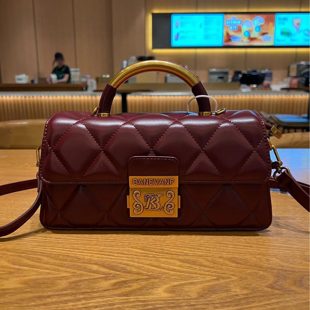 2025 New Large Capacity Diamond Grid Leather Handbag Women's Bag Crossbody Bag Elegant Sensation Single Shoulder Satchel