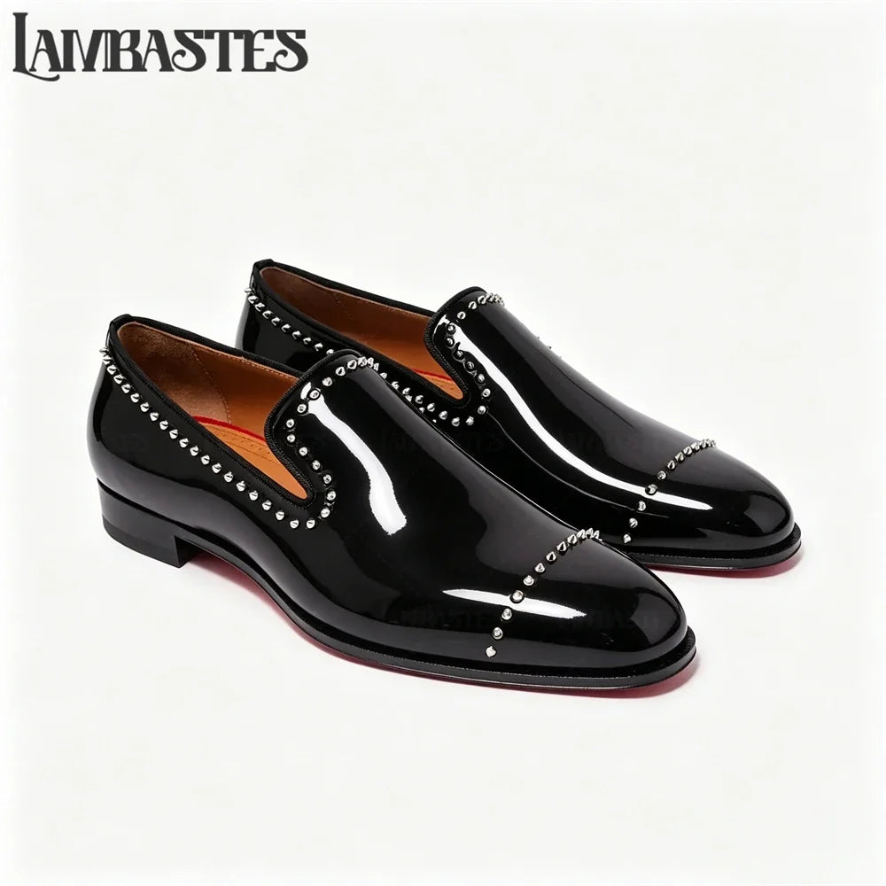 Trimmed Studded Leather Mens Loafers Metal Rivet Slip on Shoes Polished PU Leather Men's Formal Dress Shoes Customizable Colors