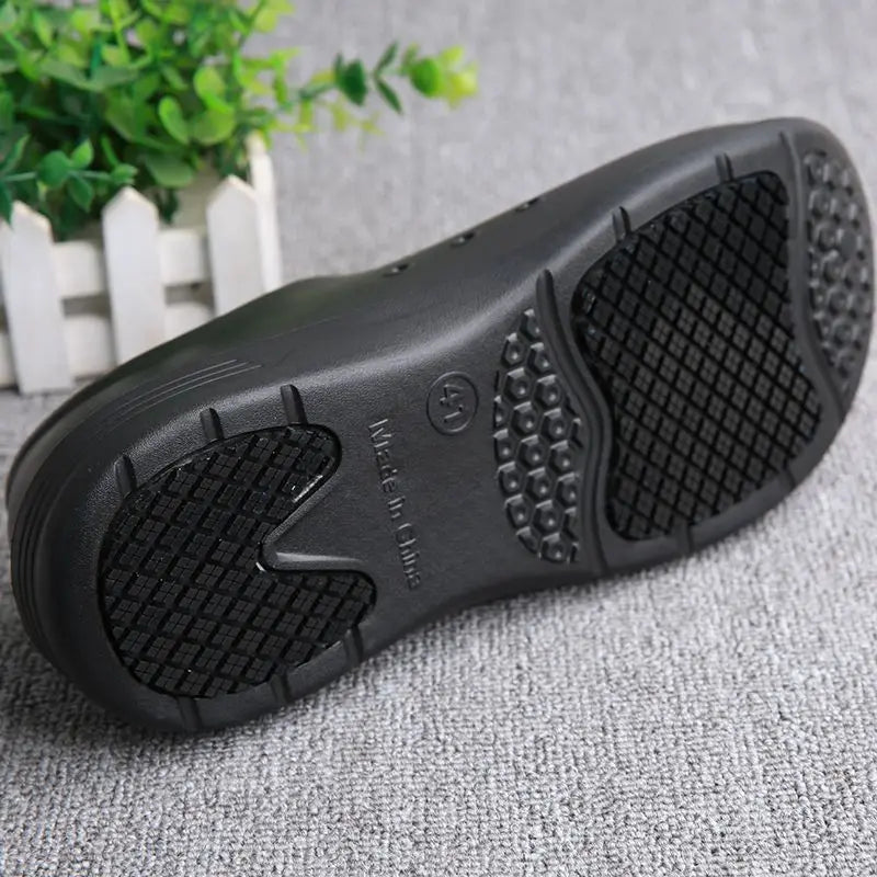 Non-Slip Chef Shoes for Both Men and Women - Lightweight and Comfortable Slip-On Wooden-Soled Shoes, Eva Upper + Waterproof/Non-Slip Rubber Sole - All-Weather Standing Work Shoes, Suitable for Kitchens, Hospitals, Restaurants
