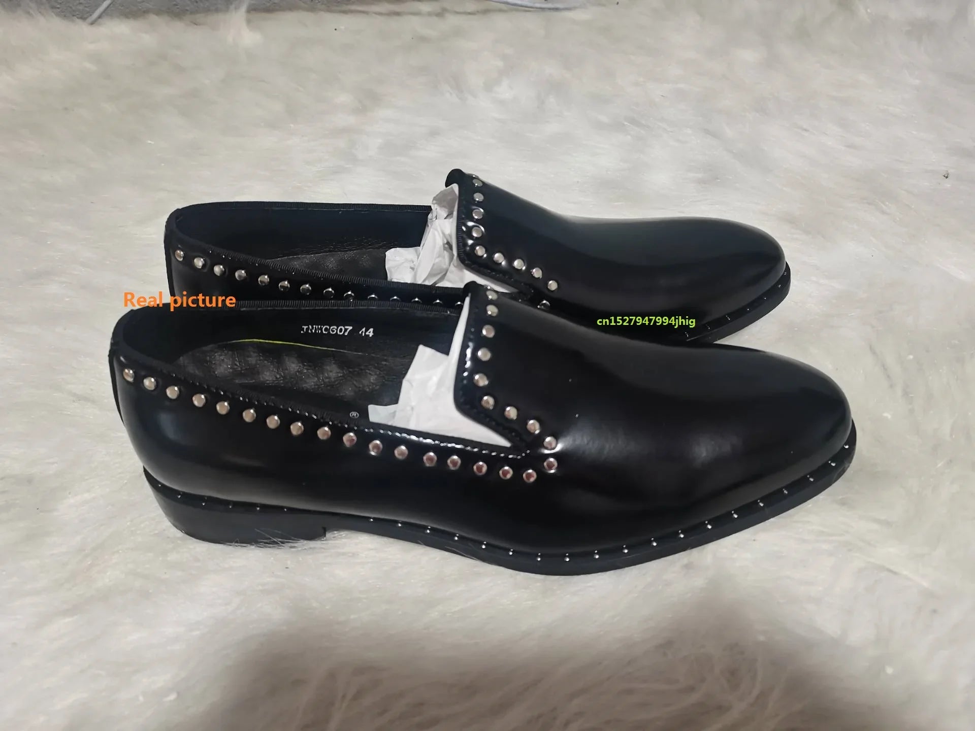 New fashion black shoes for men slip on loafers  rivet square toe  dress shoes Shiny genuine leather men shoes