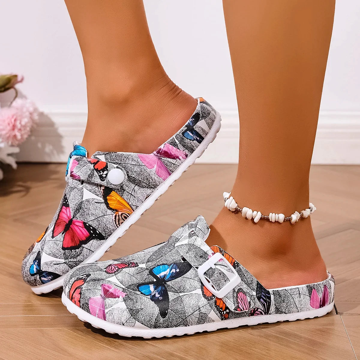 New Women's Fashionable Slip-On Slippers Elegant Black-Gray Butterfly Watermark Wedge Heel with Durable Soft Sole Comfortable Fo