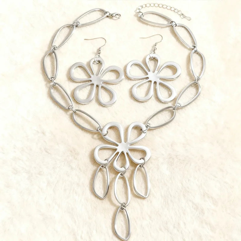 Fashion Metal Geometric Hollow Five Flower Oval Necklace Earrings Set Three-dimensional Large Flower Long Necklace Earrings