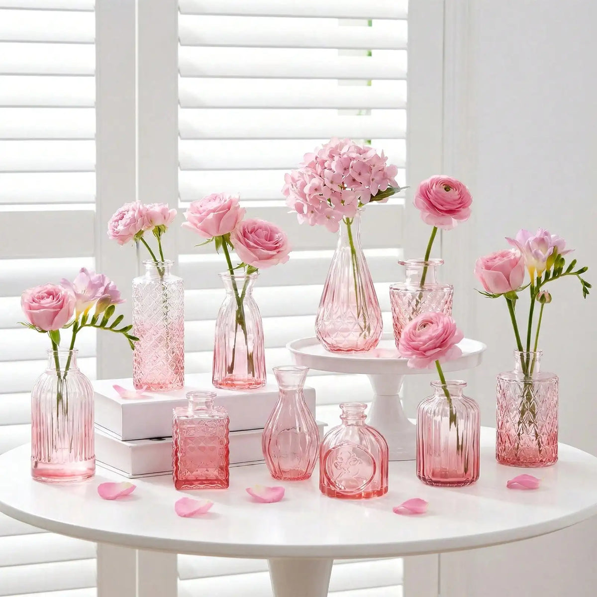 12 Pack Glass Bud Vase Set, Small Vintage Flower Vases for