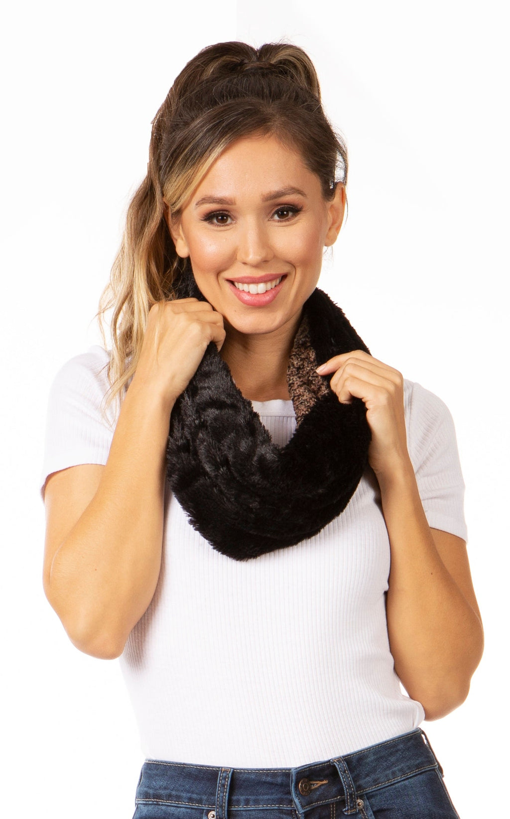 Sakkas Julie Short Wrap Around Two Sided Faux Fur And Ribbed Knit Infinity Scarf