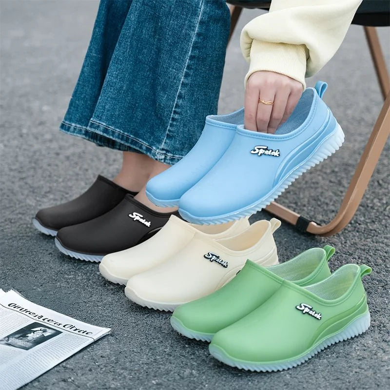 Ladies' fashionable new style waterproof shallow-toe anti-slip rain shoes, wear-resistant kitchen thick-soled short-tube work ru