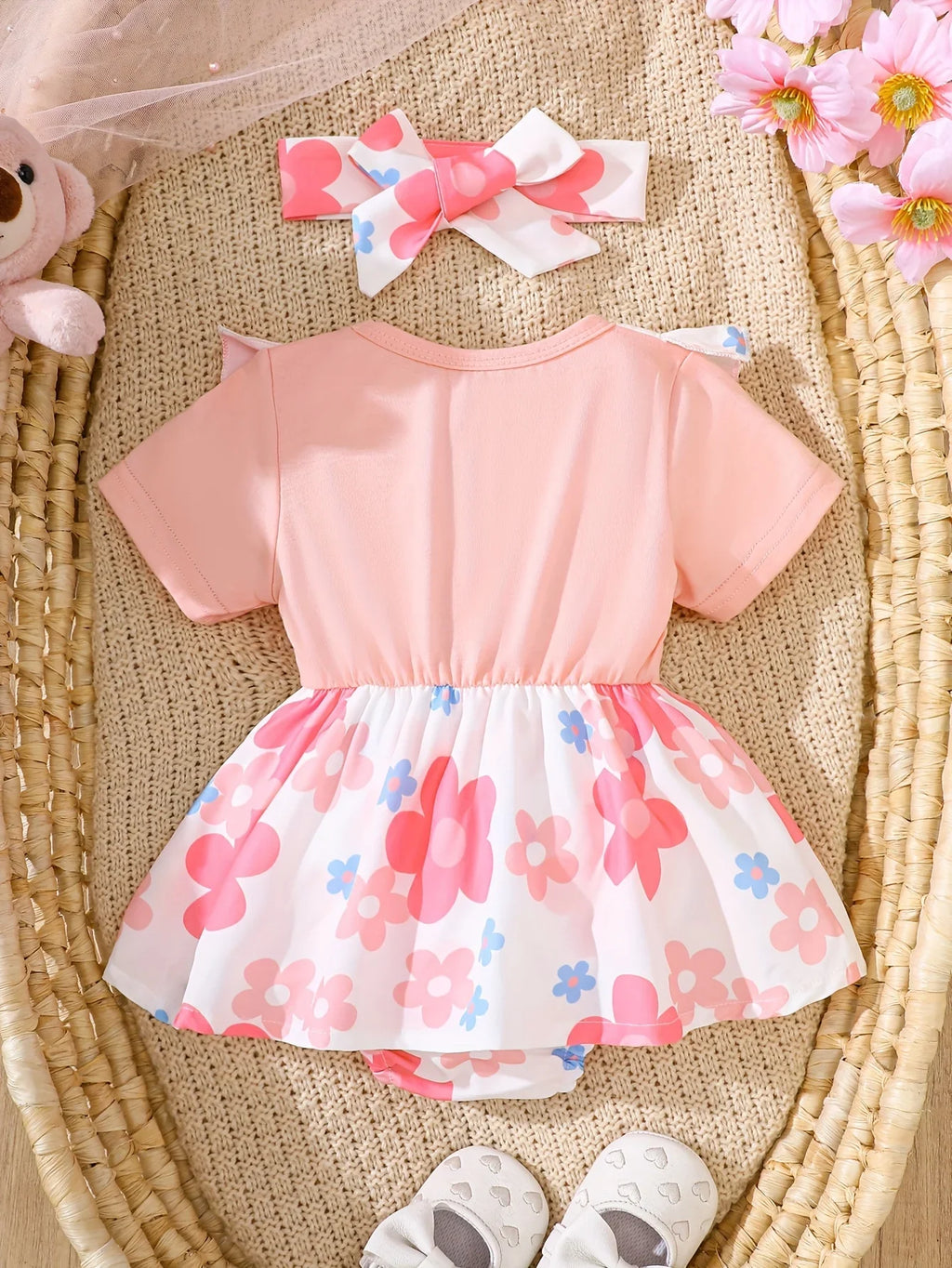 Two-Piece Set of Baby Girl Casual Dresses for Spring and Summer, Cute and Sweet Style Dresses with Cartoon Bear Patches, Floral Digital Print Patterns, Baby Girl Romper and Headband
