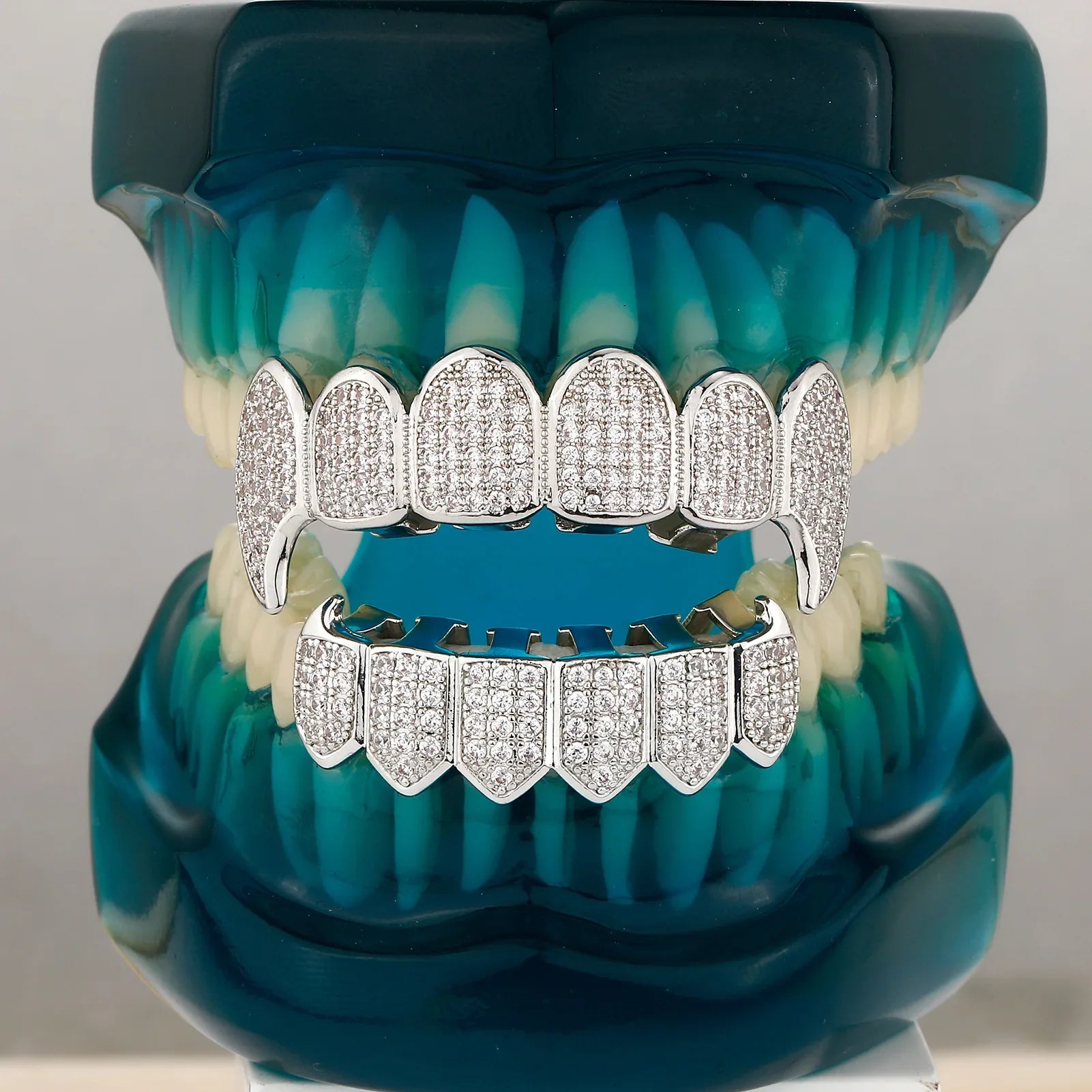 TOPGRILLZ New Fit Silver Plated CZ Micro Pave Top & Bottom GRILL SET Rhodium Teeth Grills Vampire Tooth Grillz