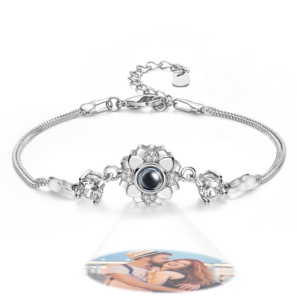 💍✨ Custom Photo Projection Bracelet – Carry Love on Your Wrist💍✨