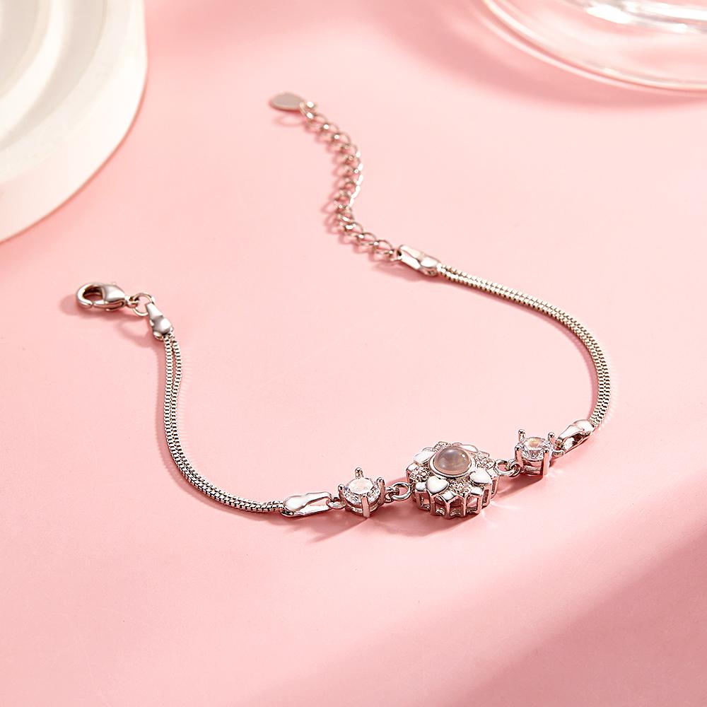 💍✨ Custom Photo Projection Bracelet – Carry Love on Your Wrist💍✨