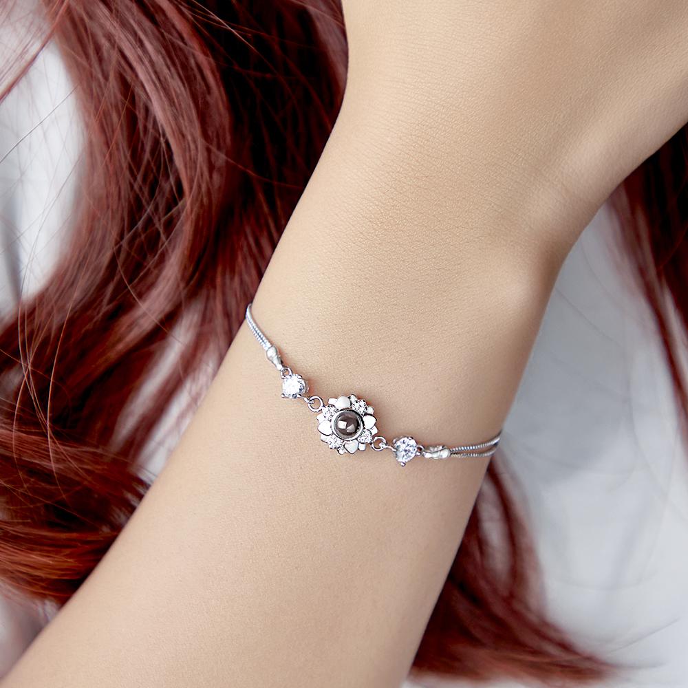 💍✨ Custom Photo Projection Bracelet – Carry Love on Your Wrist💍✨