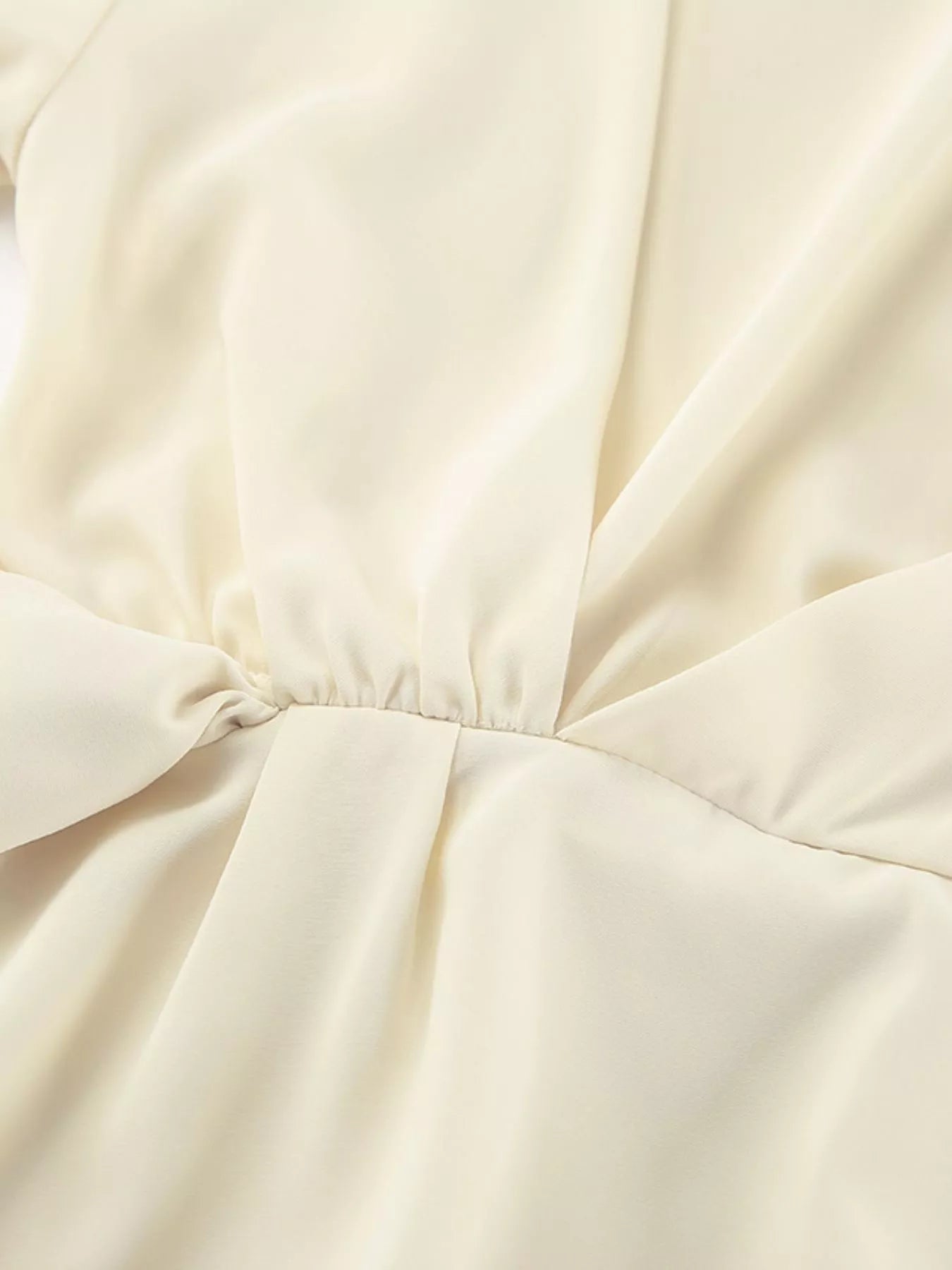 Ruched Mock Neck Long Sleeve Blosue