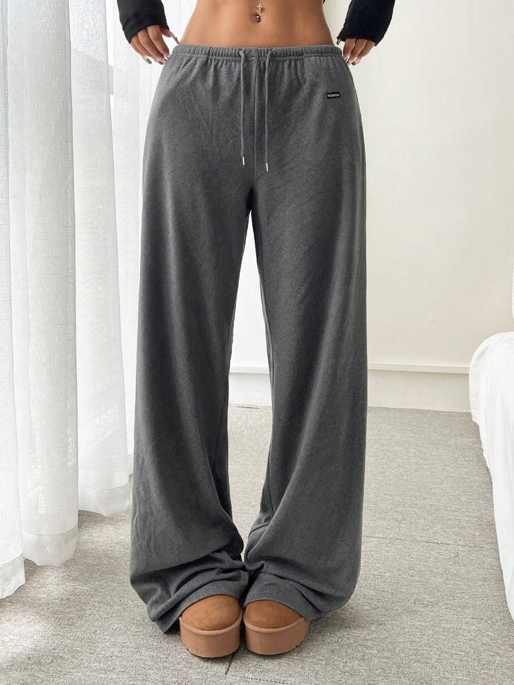 Relaxed Fit Drawstring Pants
