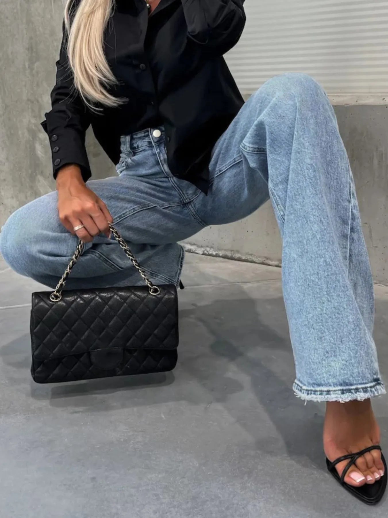 High-Waist Wash Raw Hem Jeans