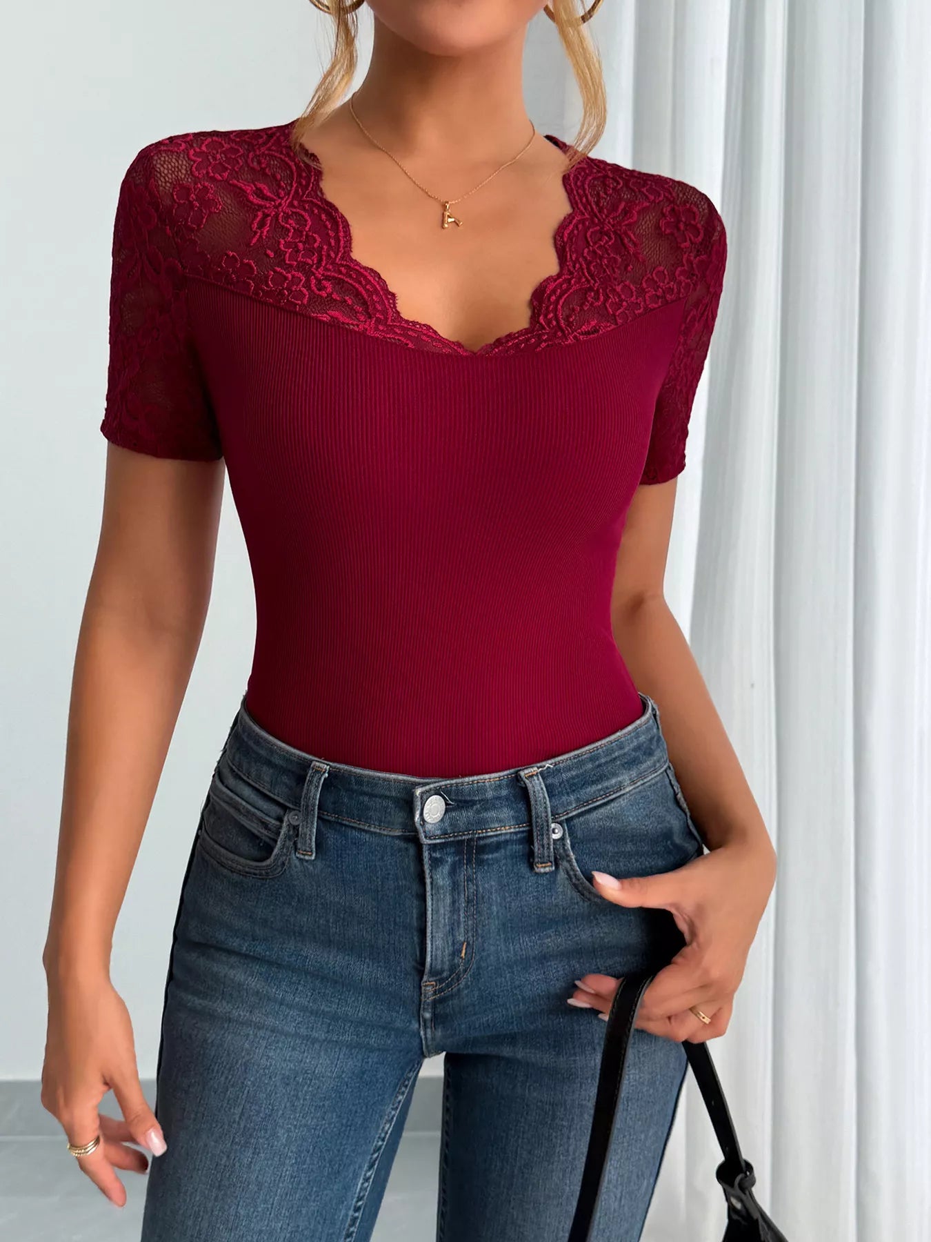 Elegant Lace Trim V-Neck Fitted Top