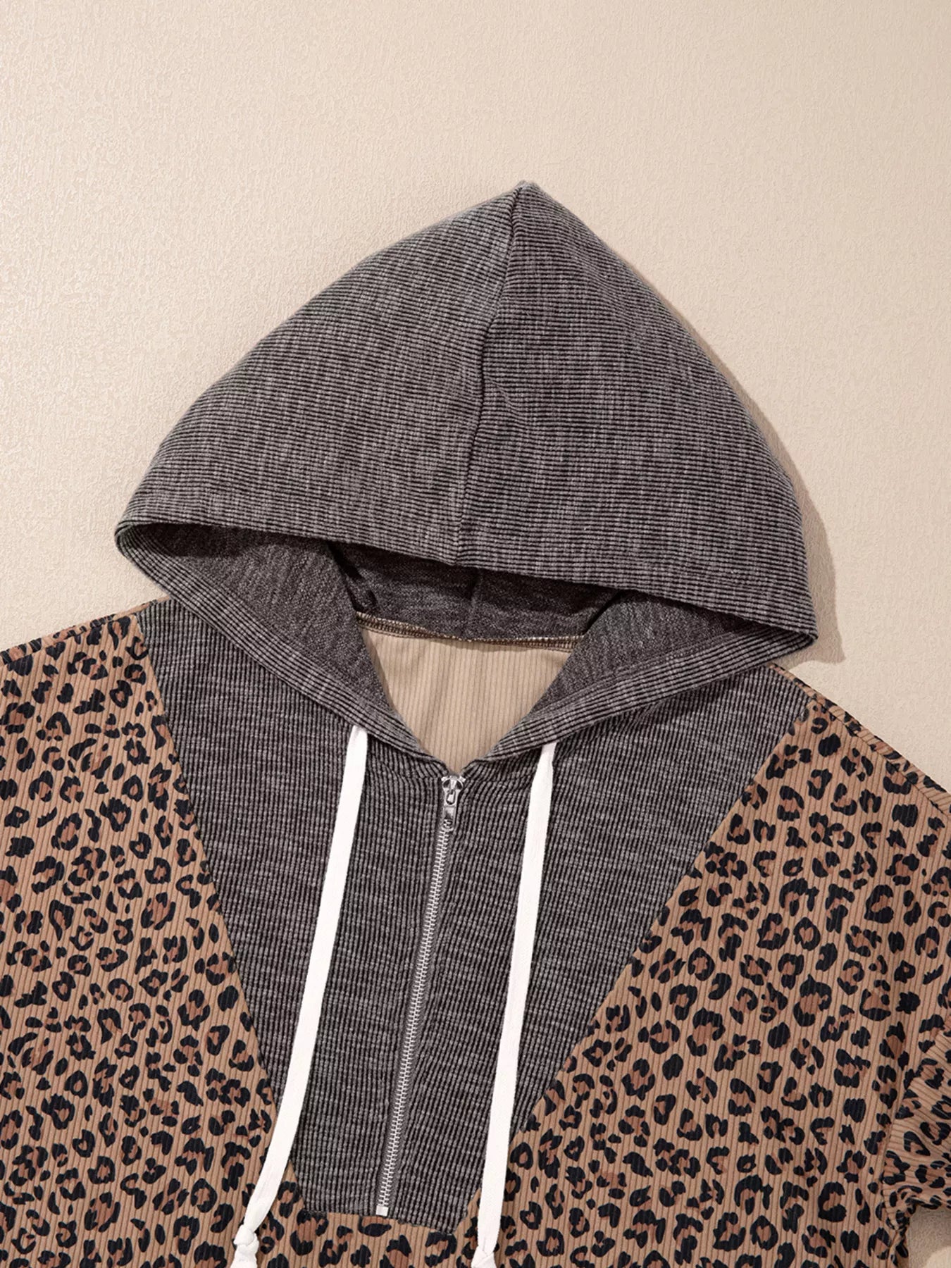 Ribbed Leopard Print Contrast Collar Zip Hoodie