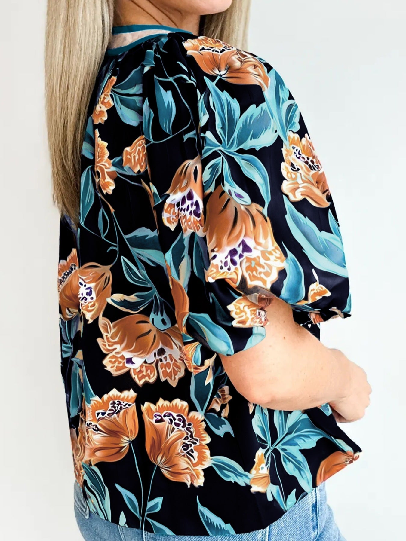 Floral Short Bubble Sleeve Buttoned Notched Neck Blouse