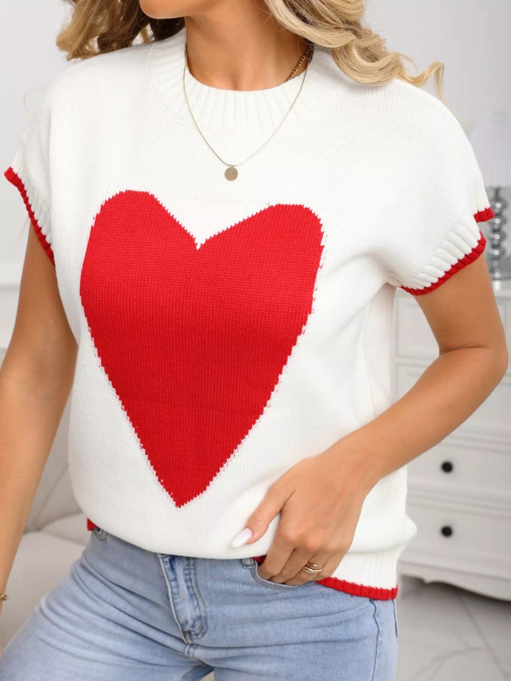 Valentine's Day Heart Graphic Short Sleeve Sweater