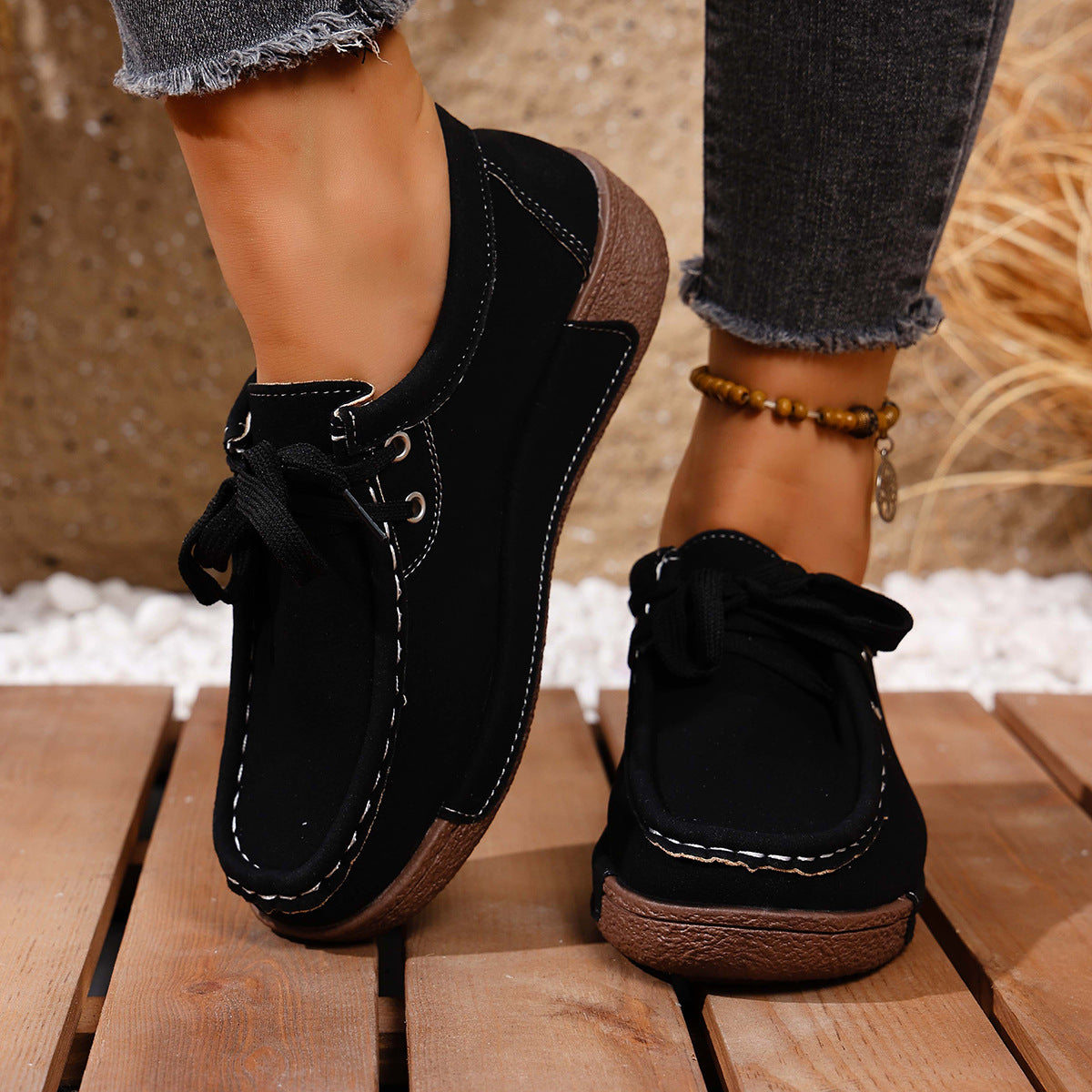 Lace Up Round Toe Sneakers
