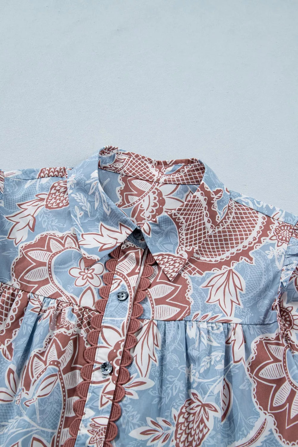 Floral Print Scalloped Trim Button Down Short Sleeve Shirt