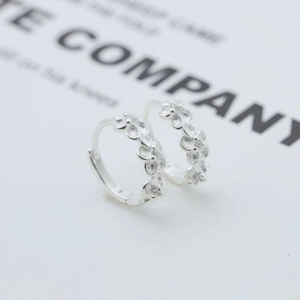 925 Sterling Silver Flower Hoop Earrings