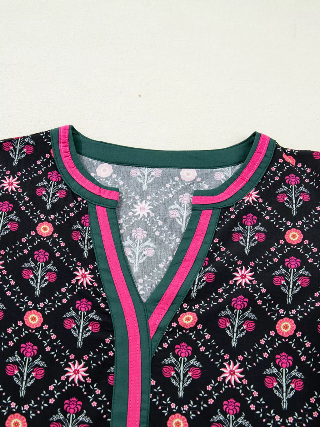 Contrast V Neckline Bracelet Sleeve Vintage Floral Blouse