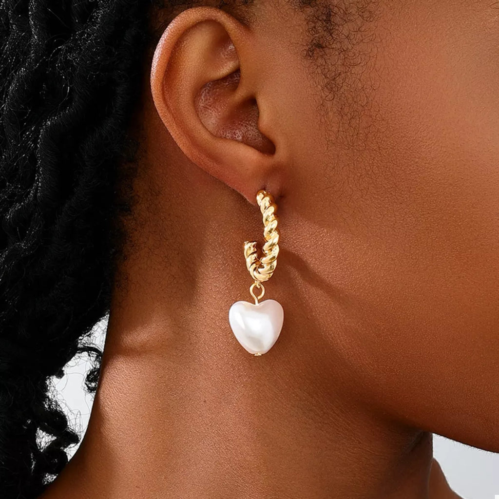 18K Gold-Plated C-Hoop Heart Earrings