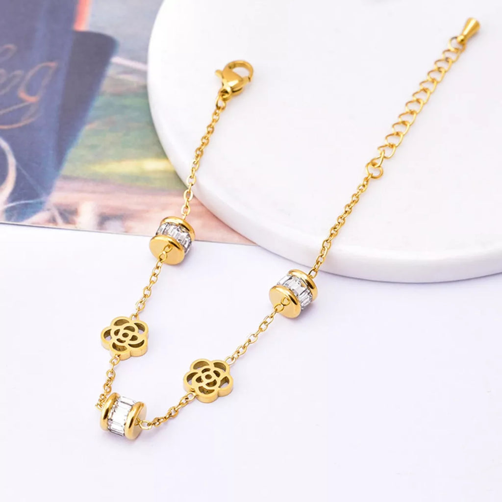 18K Gold-Plated Flower Bracelet