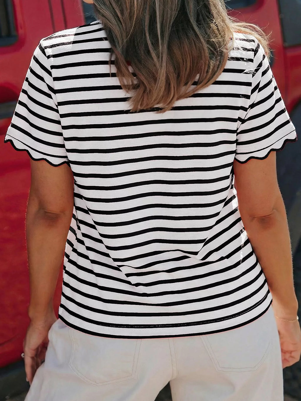 Striped Scallop-Trimmed Round Neck T-Shirt