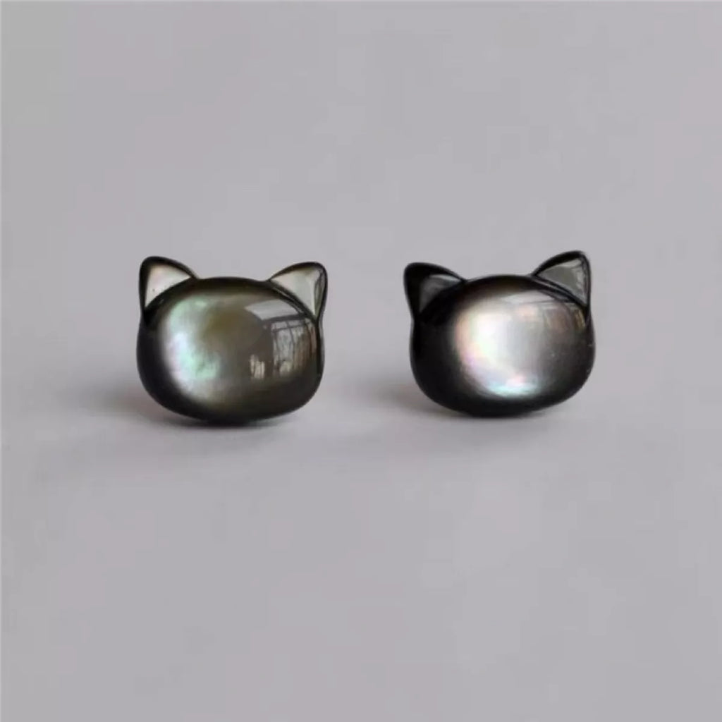 Shell Cute Cat Stud Earrings