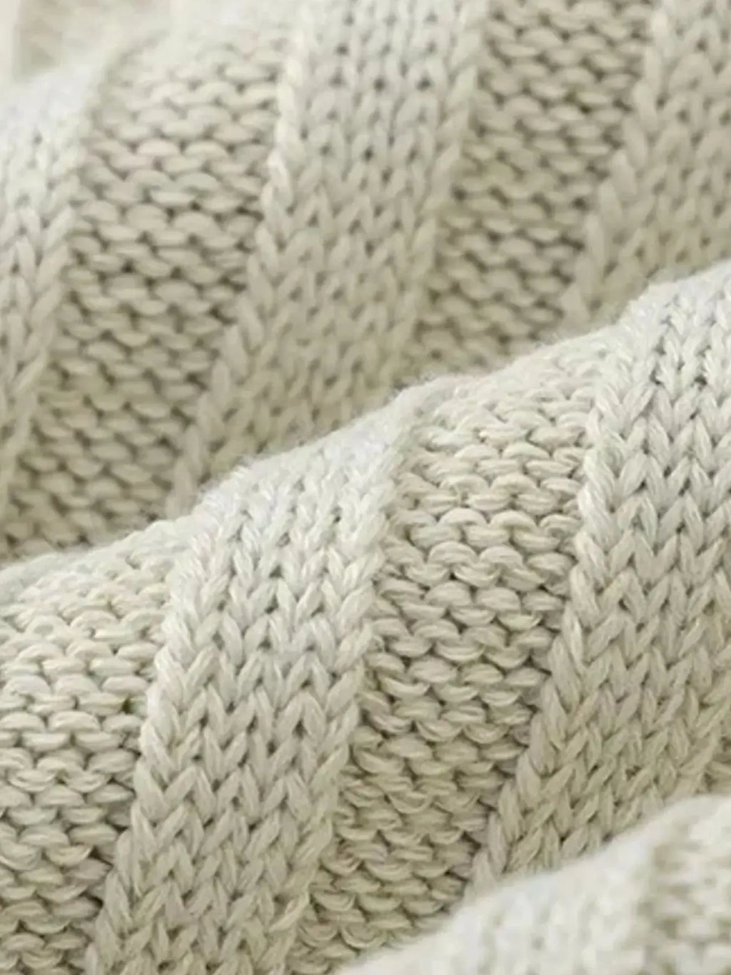 Men's Ribbed Knit Long Sleeve Sweater