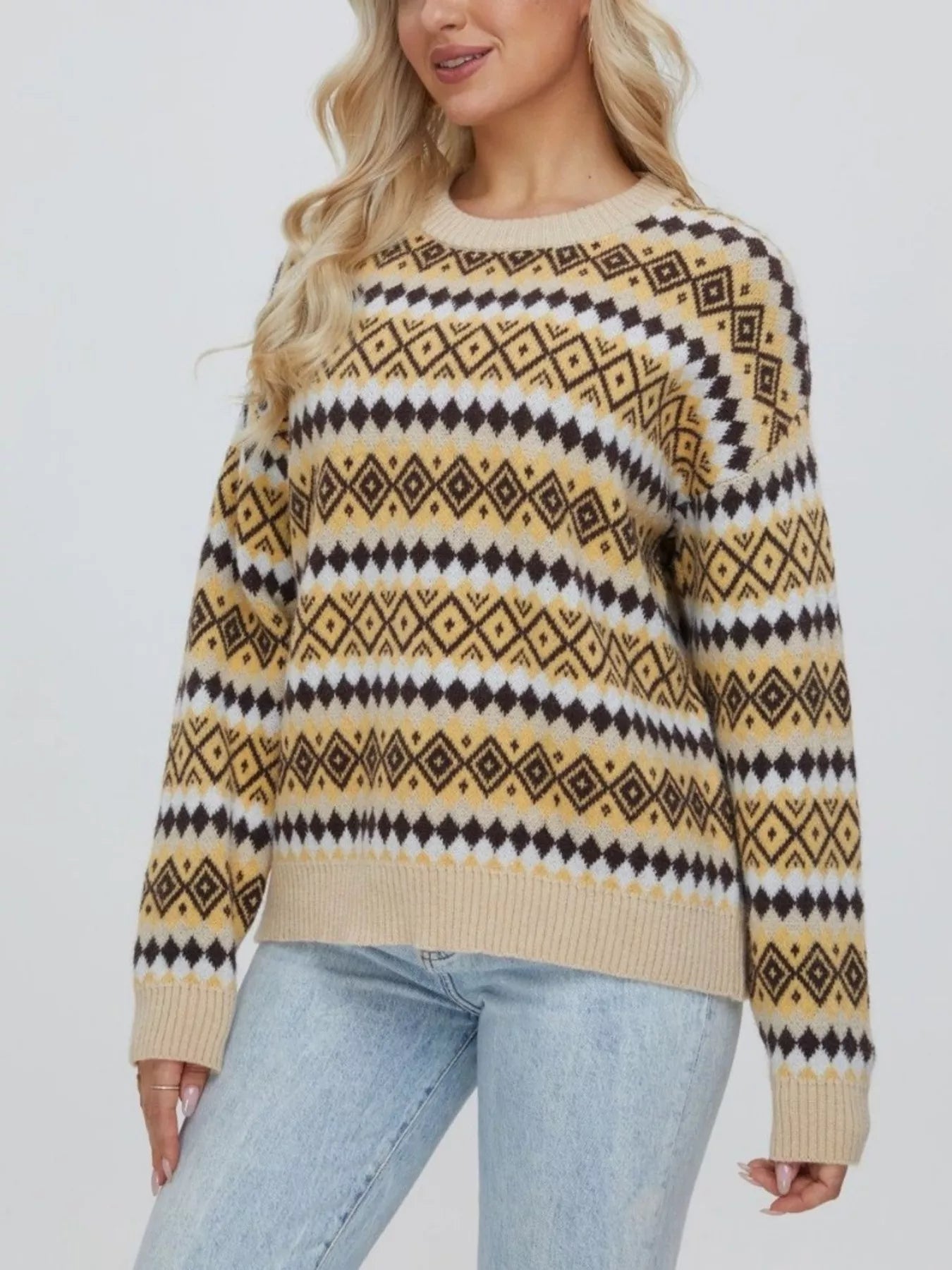 Geometric Pattern Round Neck Sweater