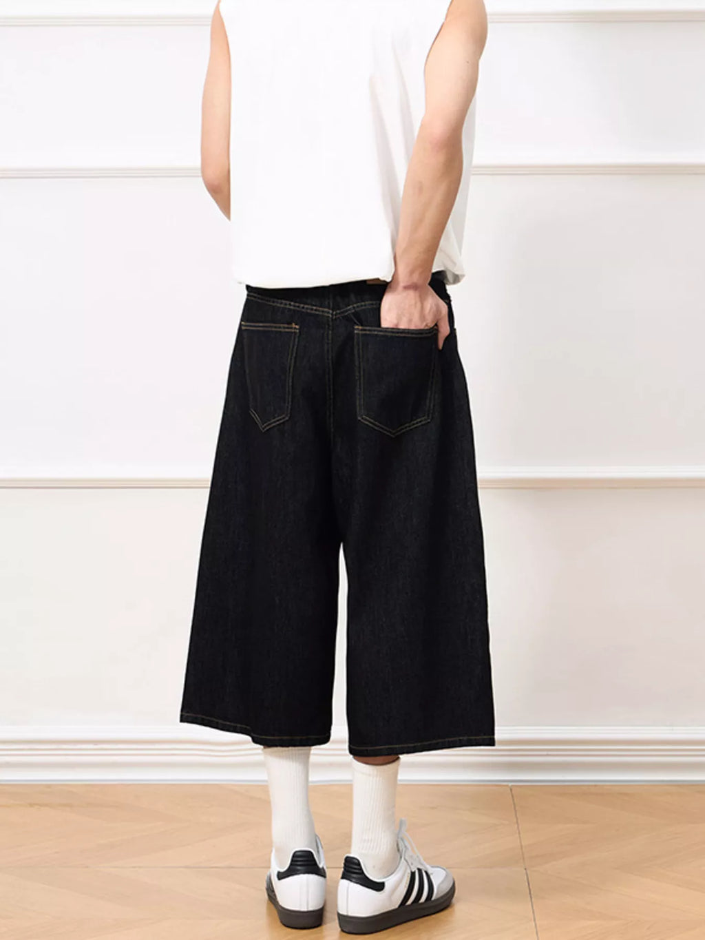 Men's Wide Leg Capri Jeans