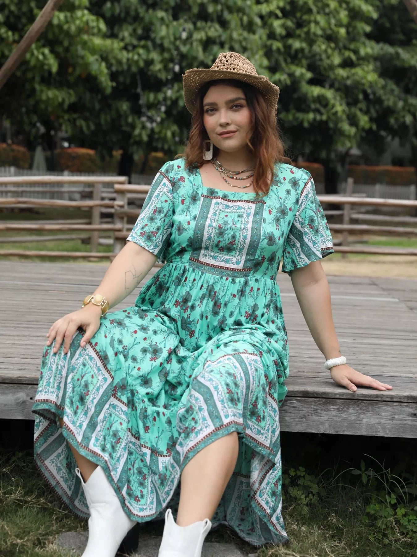 Plus Size Floral Print Square Neck Maxi Dress