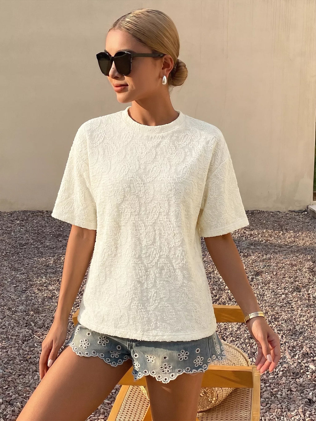 Textured Paisley Pattern Casual T-Shirt