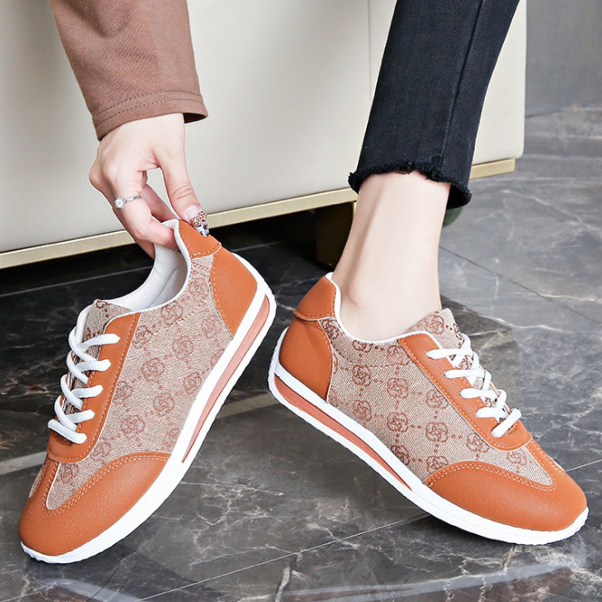 Round Toe Lace Up Sneakers