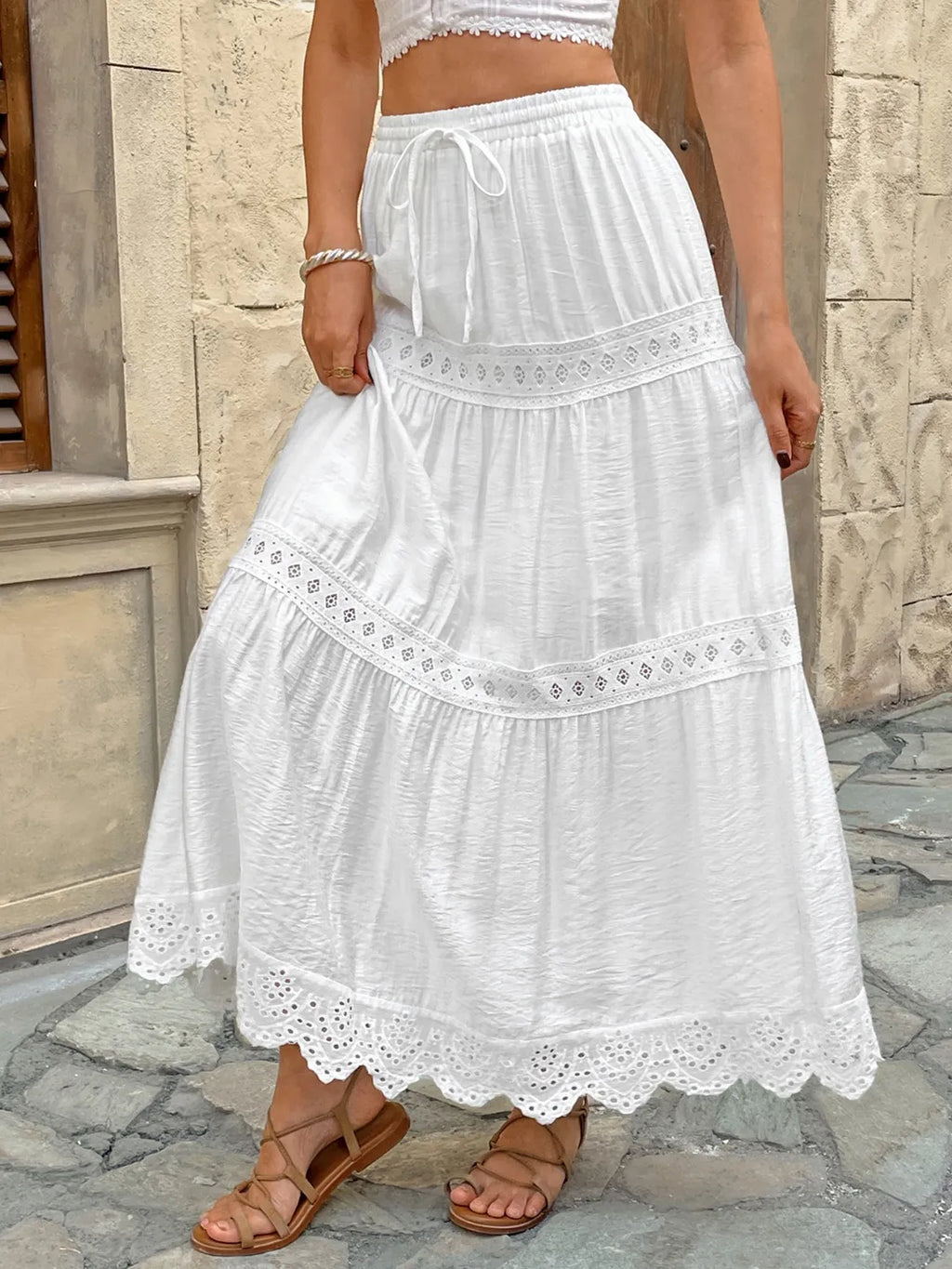 Lace Detail Elastic Waist Skirt