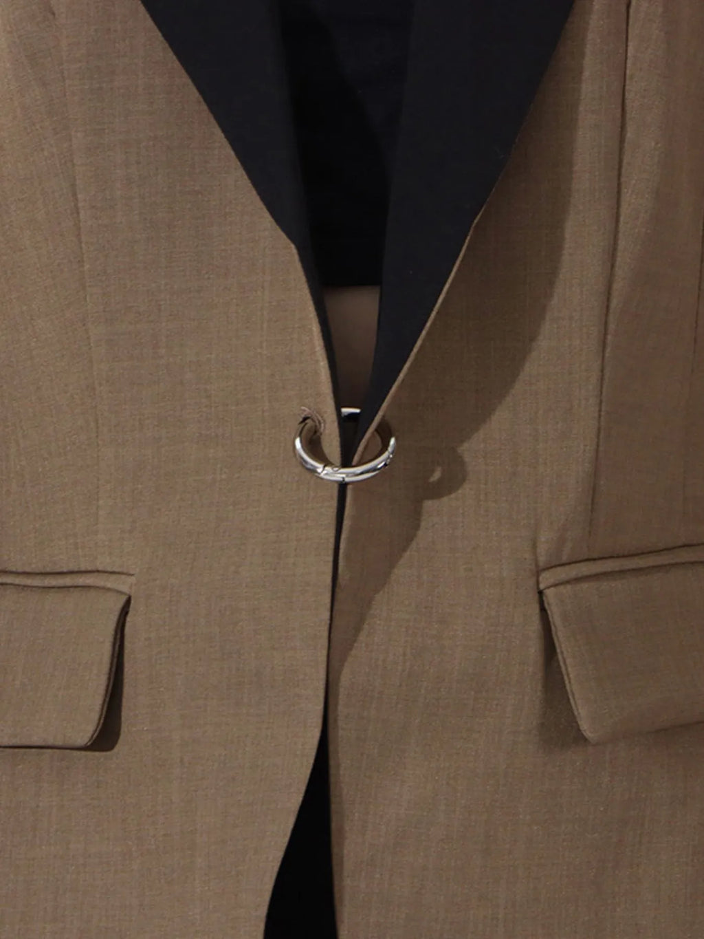 Contrast Lapel Collar Long Sleeve Blazer