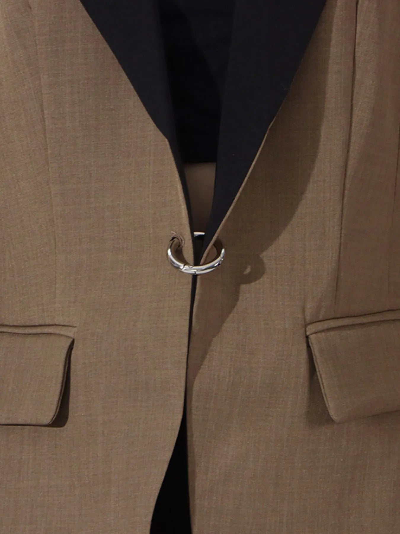 Contrast Lapel Collar Long Sleeve Blazer