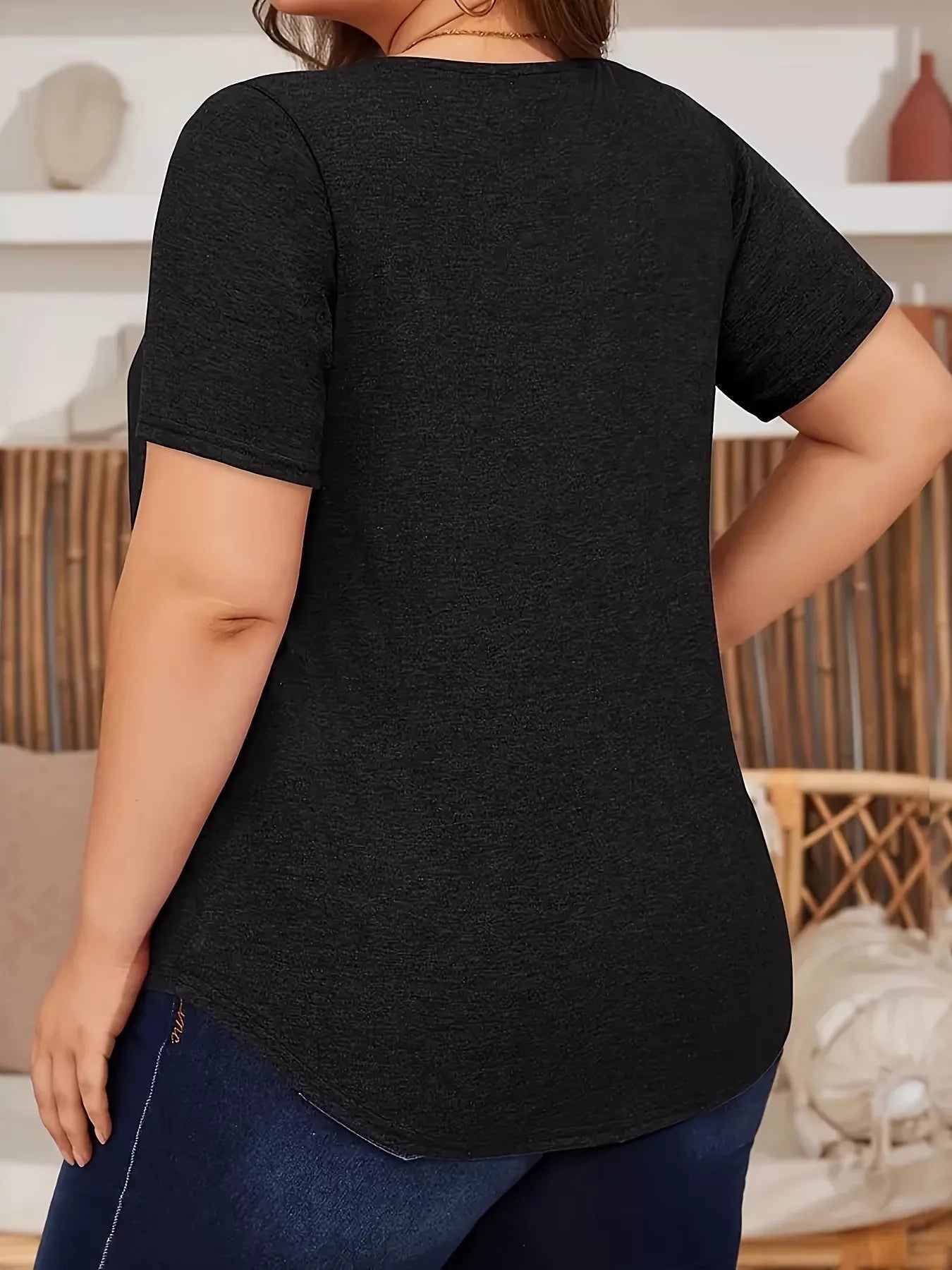 Plus Size Lace Detail Short Sleeve Top