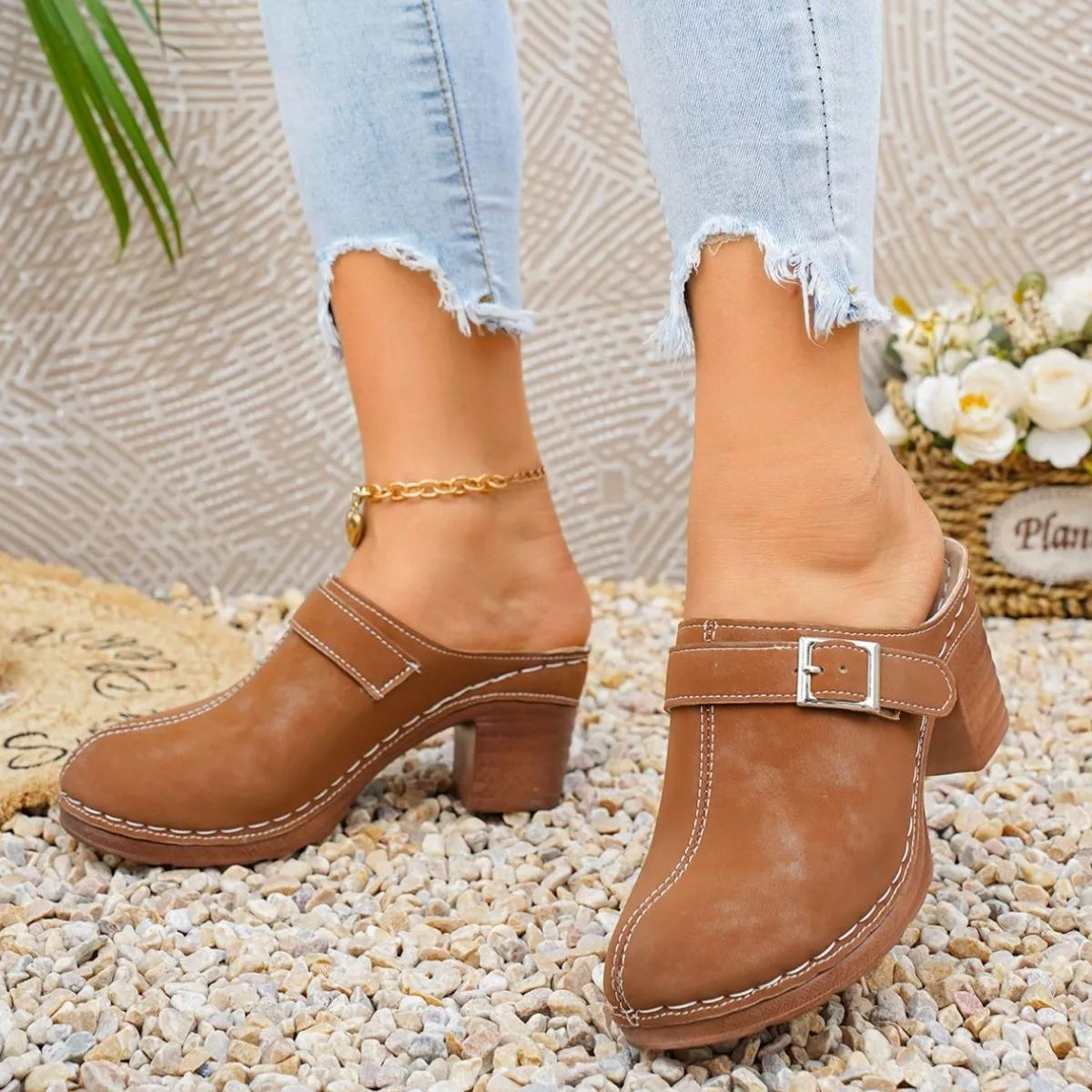 Round Toe Block Heels Sandals