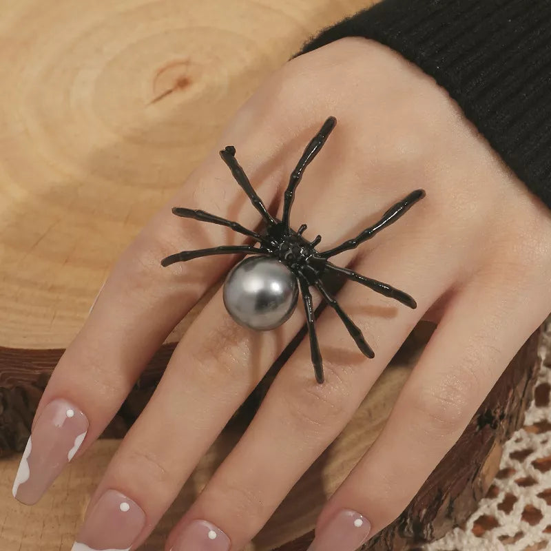 Halloween Spider Pearl Ring