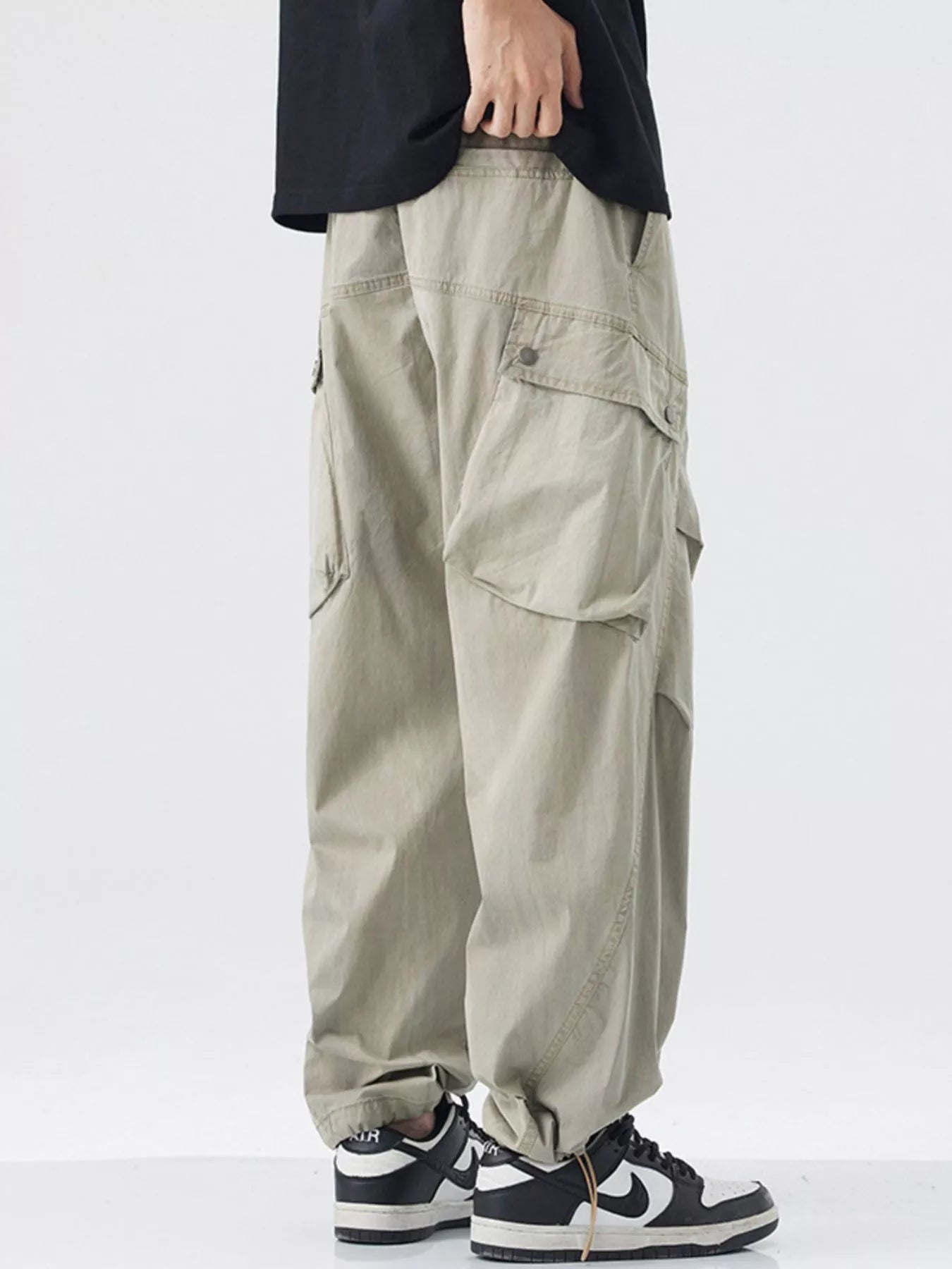 Men's Loose Fit Cargo Pants
