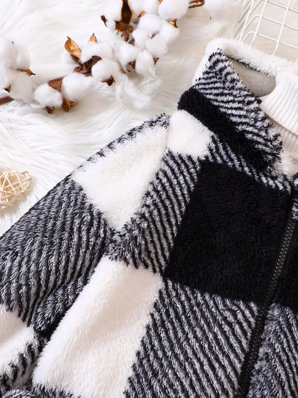 Children's Cozy Plaid Hooded Fleece Jacket
