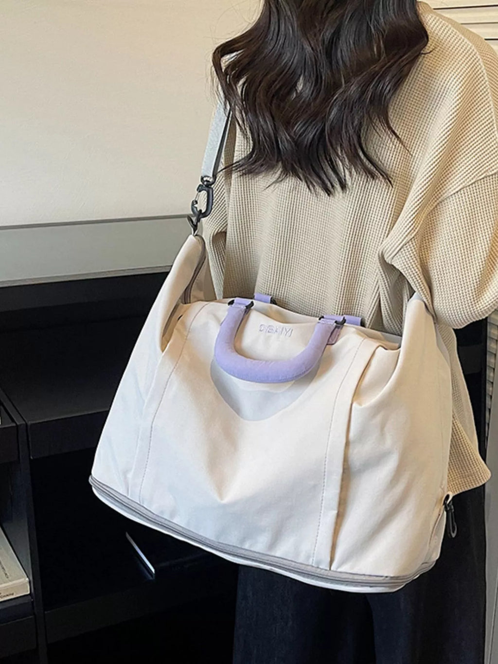 Lightweight Nylon Travel Bag
